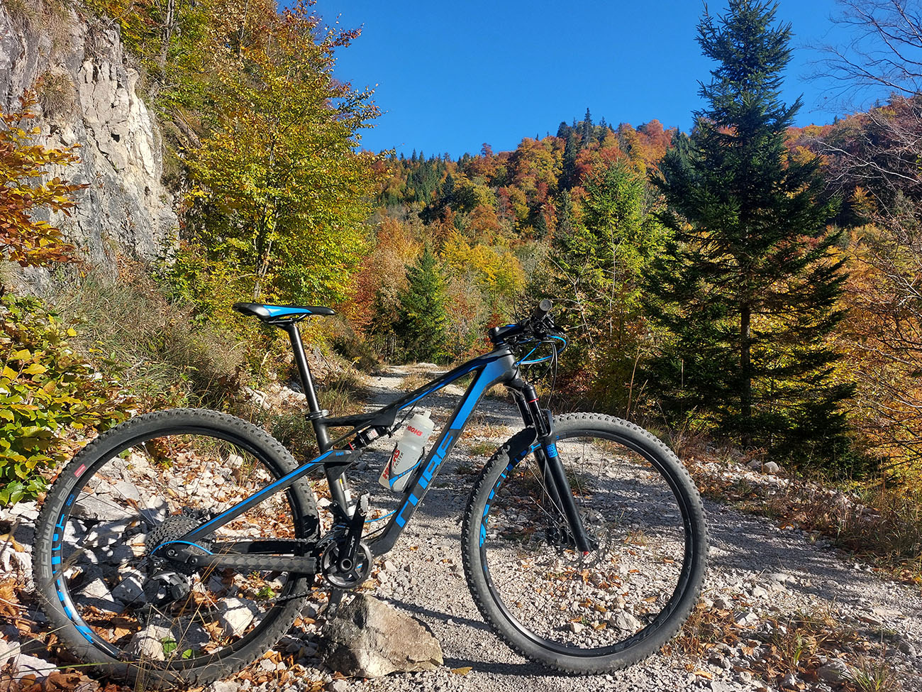 zalamana-a-bystricka-dolina-farebna-sotolina