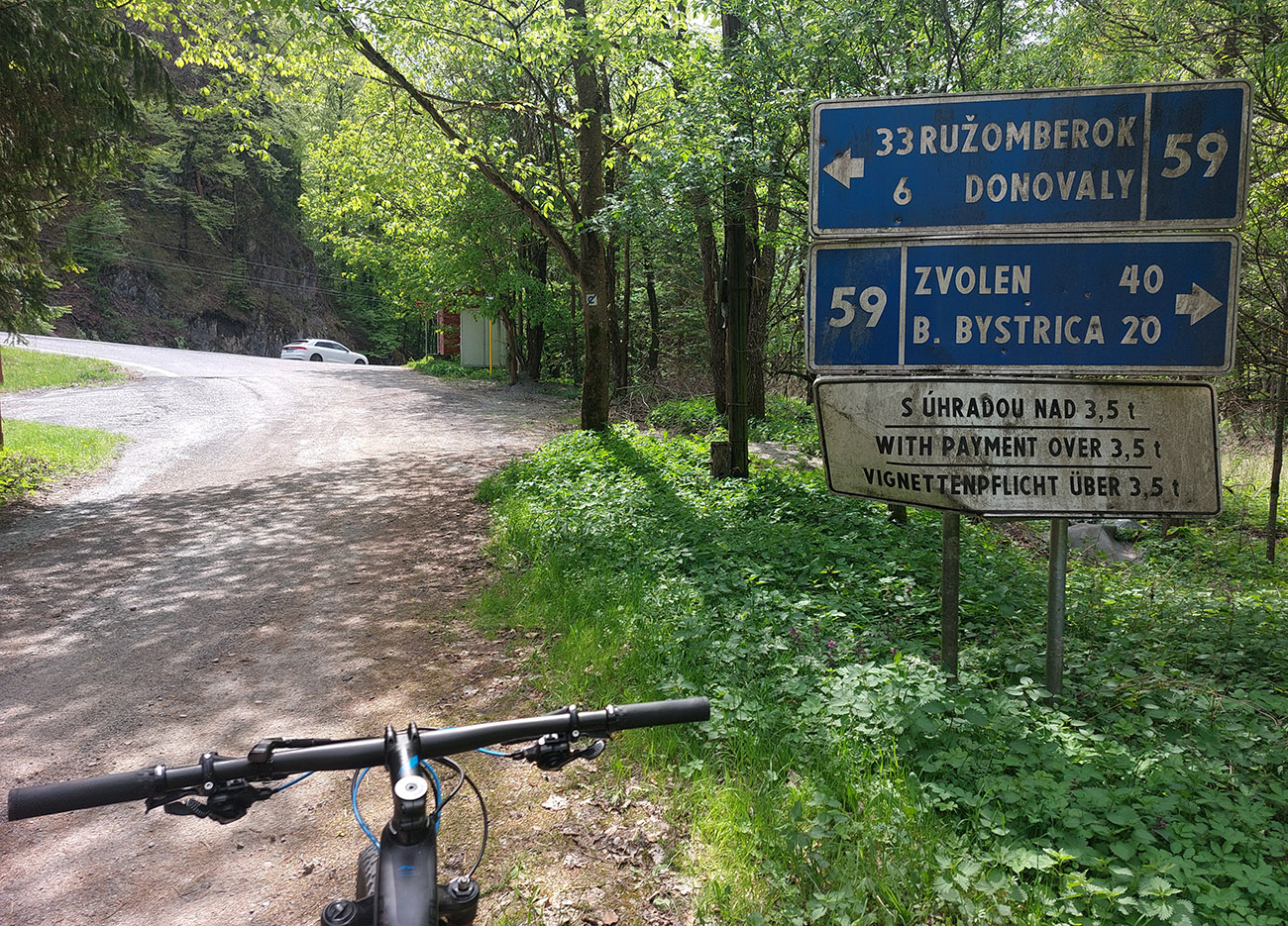 A_teraz_kam,_doľava_do_kopca_či_doprava_z_kopca?